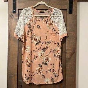 1x floral blouse